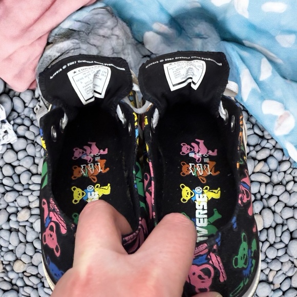 Grateful Dead Jerry Bears All Star Converse Size 7 Artwork 2007 Grateful Dead - Picture 9 of 9